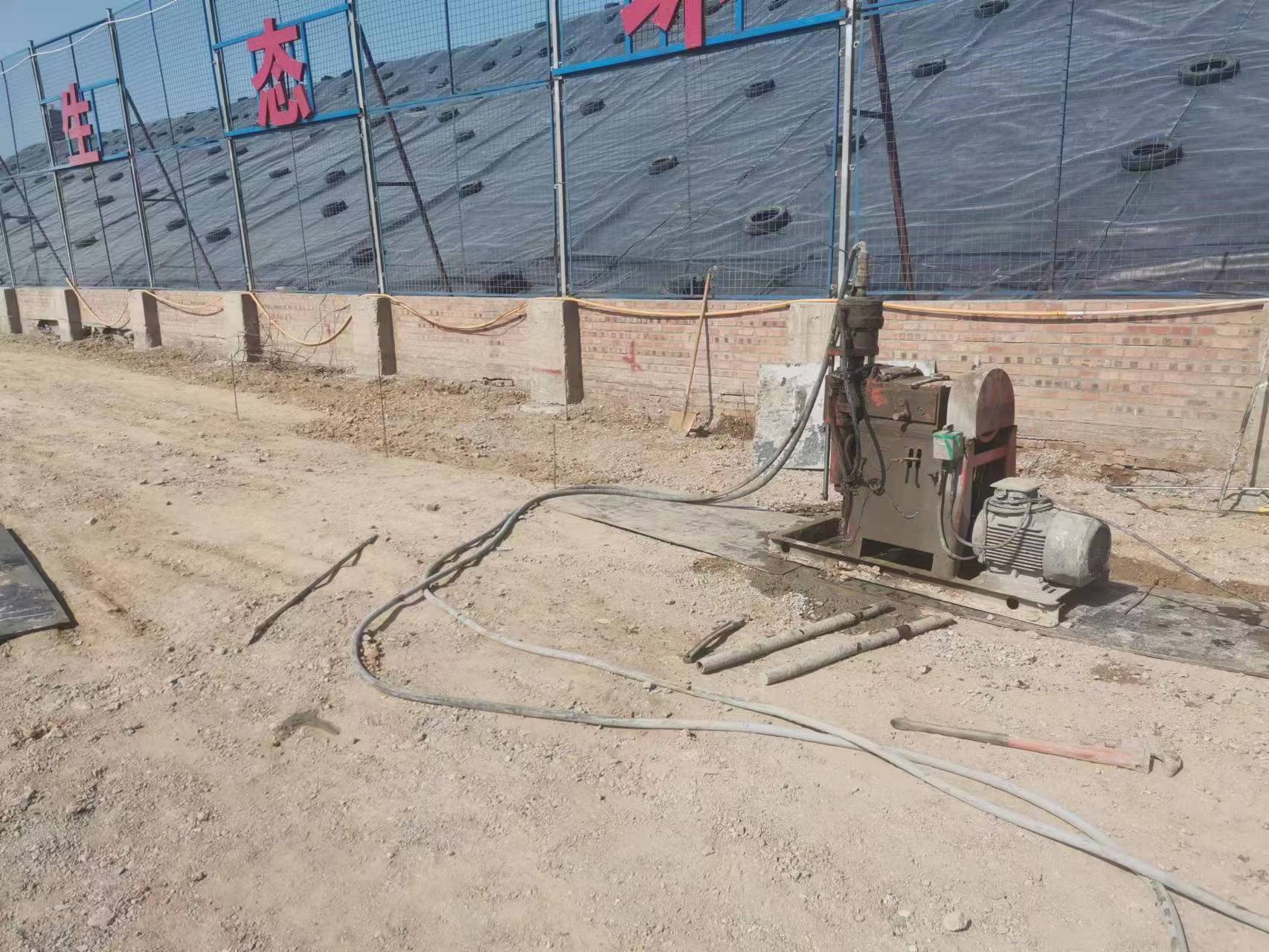 积石山双液注浆